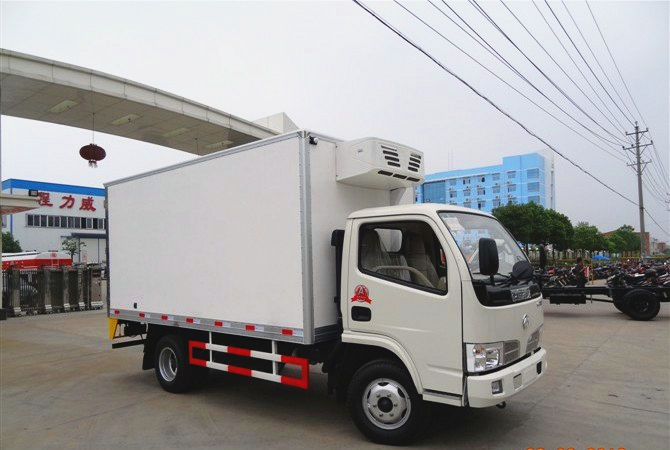 东风福瑞卡冷藏车