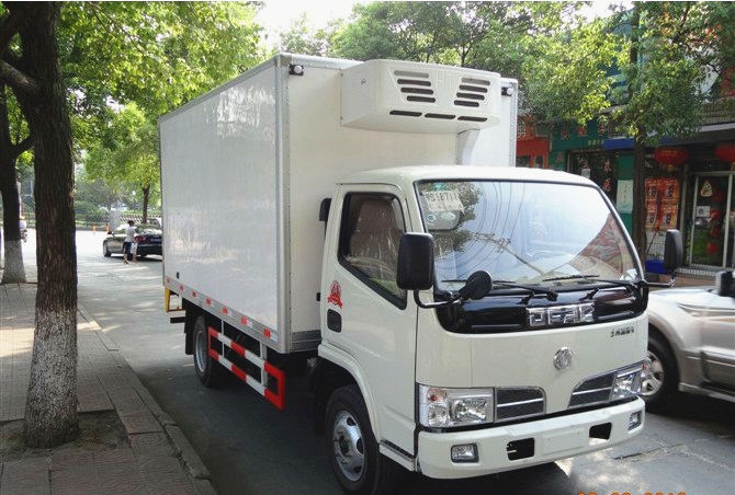 东风福瑞卡冷藏车