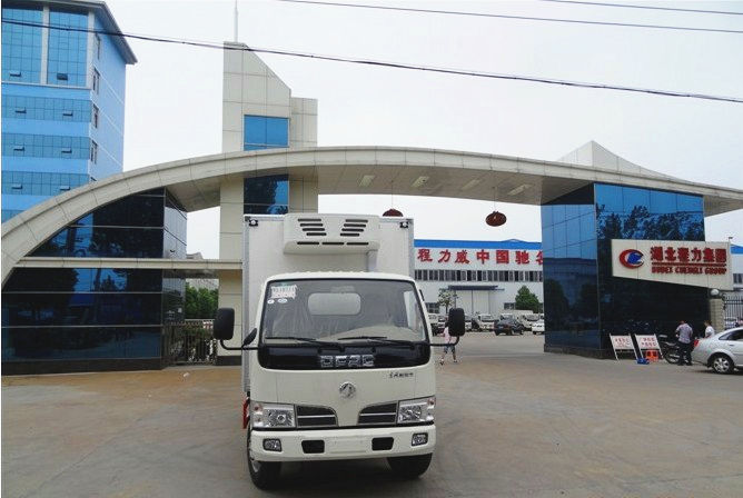 东风福瑞卡冷藏车