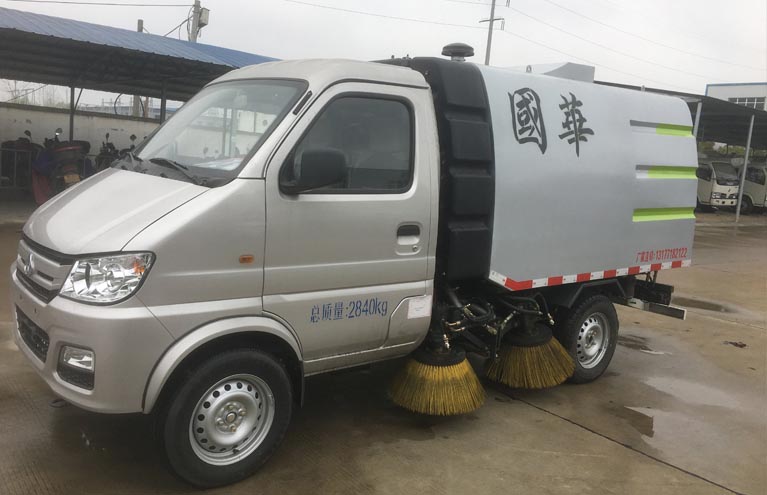 长安0.5方水1.5方尘扫路车