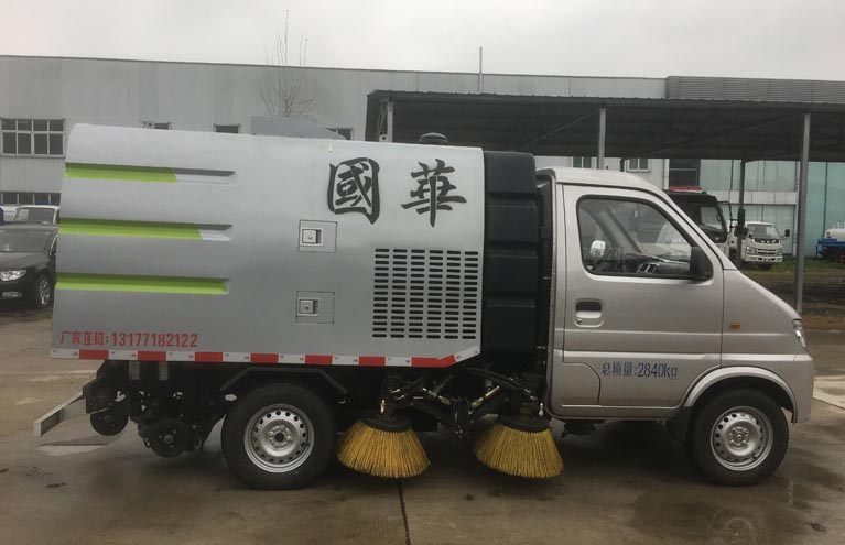 长安0.5方水1.5方尘扫路车图片3