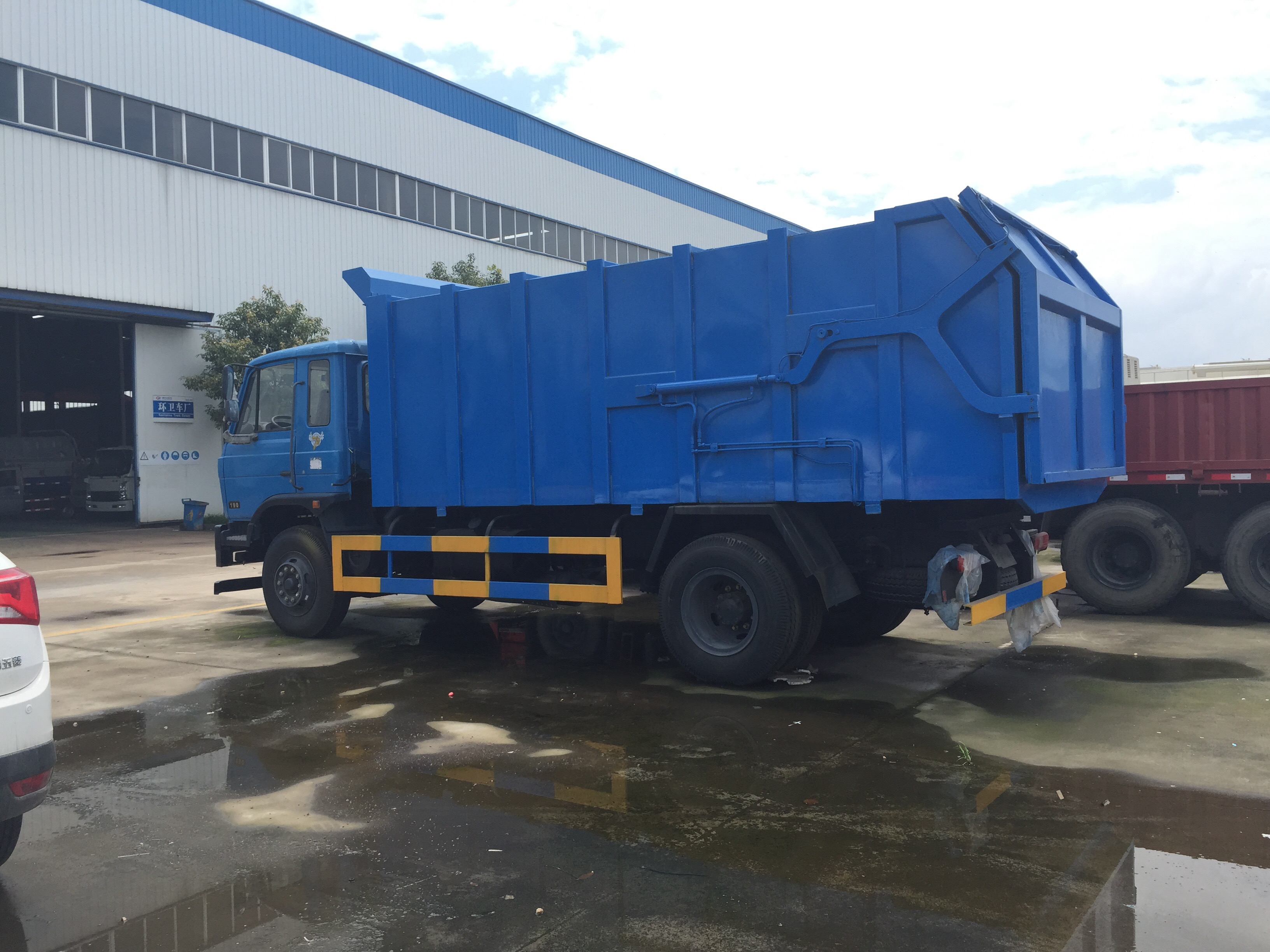 15方东风153压缩式对接垃圾车图片2