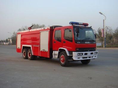五十铃后双桥水罐/泡沫消防车