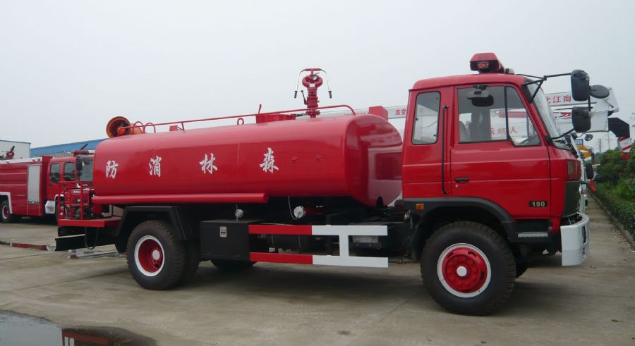 东风12吨消防洒水车图片3